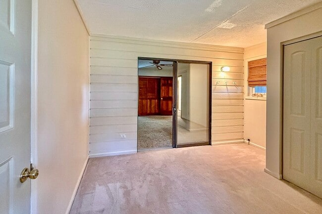 Building Photo - 12182 Heron Dr