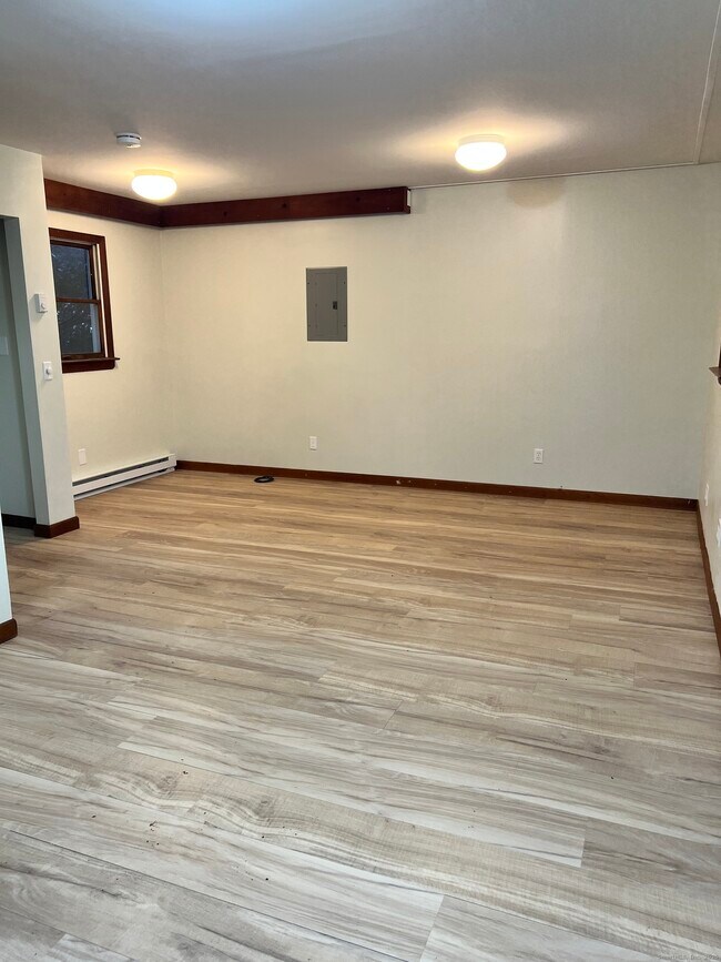 Building Photo - 227 Danbury Rd