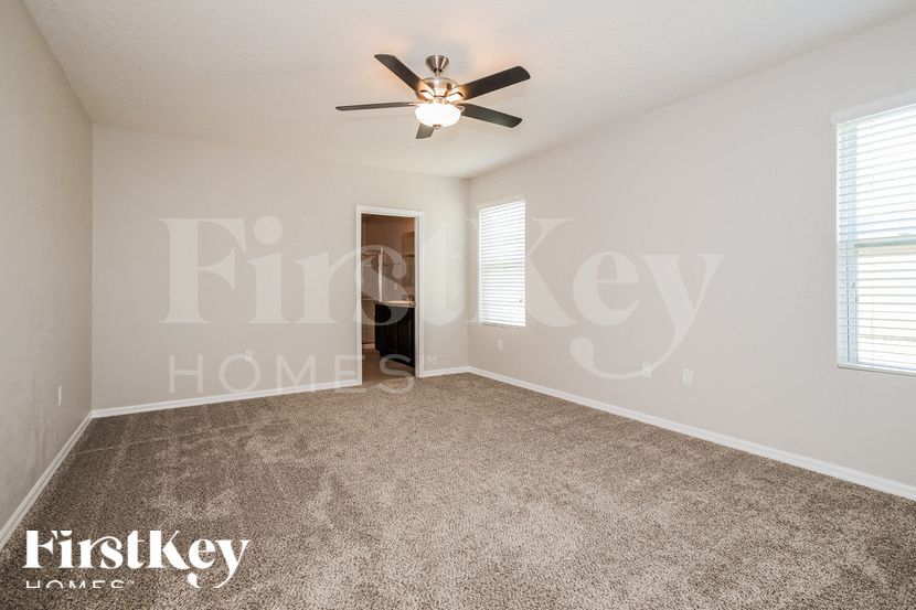 Building Photo - 2295 Sequoia Way