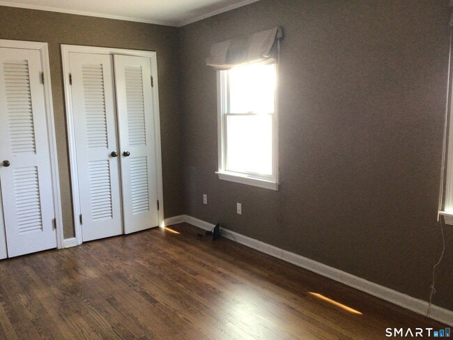 Building Photo - 15 Bon Air Ave