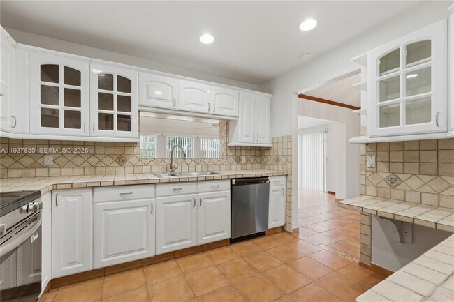 Building Photo - 8510 NW 8th St