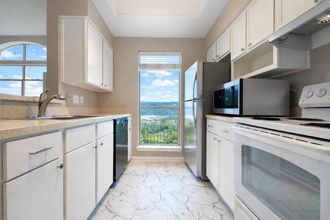 Building Photo - 6000 Shepherd Mountain Cove