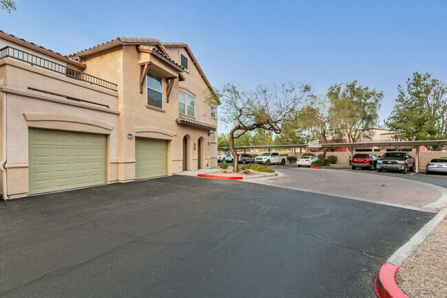Building Photo - 14575 W Mountain View Blvd