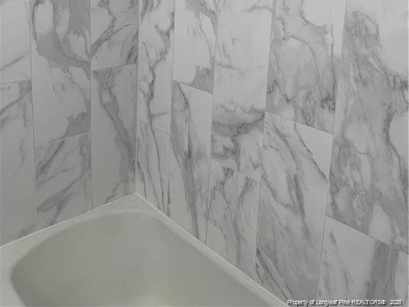 Building Photo - 207 Johnson St