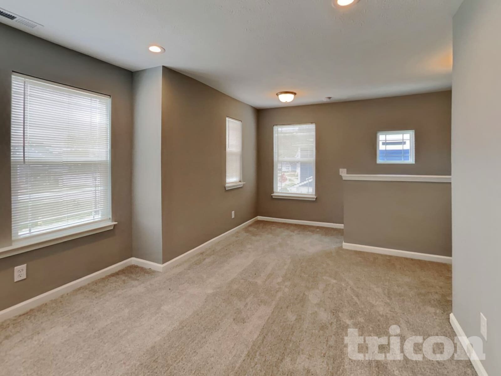 Building Photo - 303 Thomas Point Dr