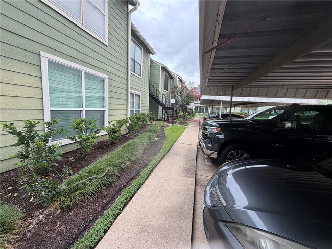 Building Photo - 14777 Wunderlich Dr