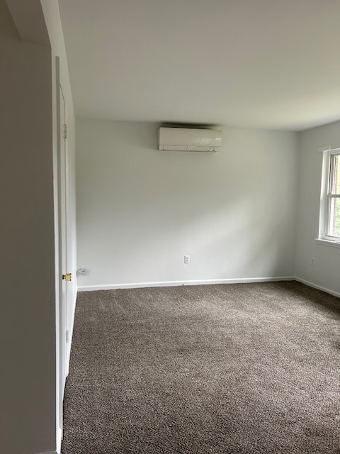 Building Photo - 2822 Idlewild Blvd NE
