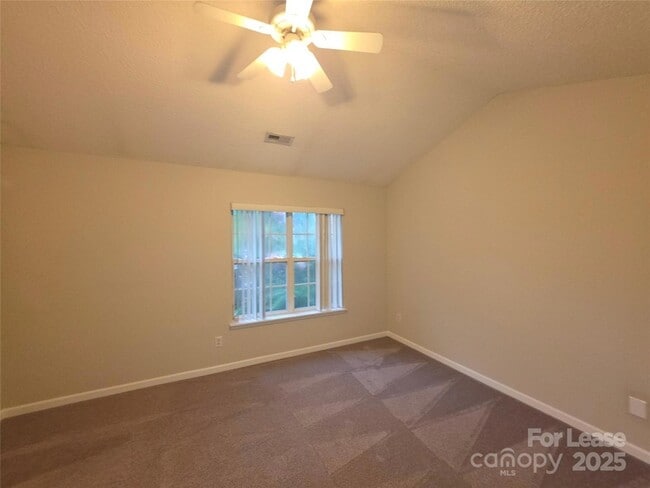 Building Photo - 9933 Birch Knoll Ct