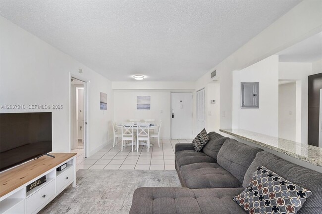Building Photo - 250 180th Dr