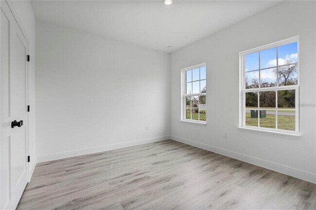 Building Photo - 16659 SW 21st Avenue Rd