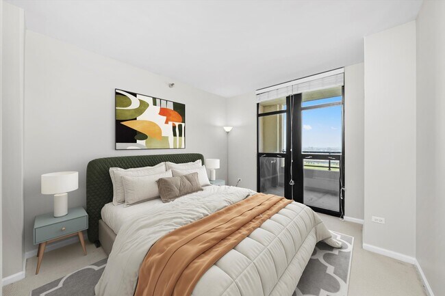 Building Photo - 1255 S State St