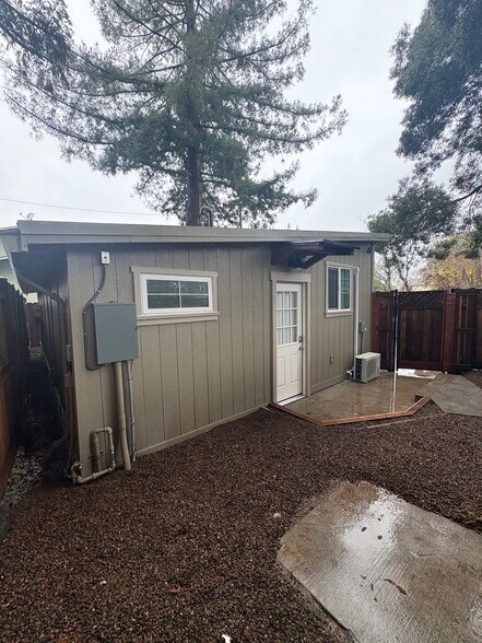 Backyard - 1207 Humboldt St