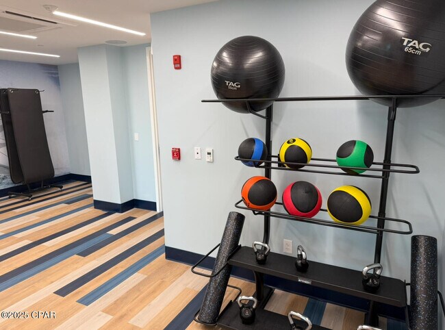 Building Photo - 135 Paradise Found Cir