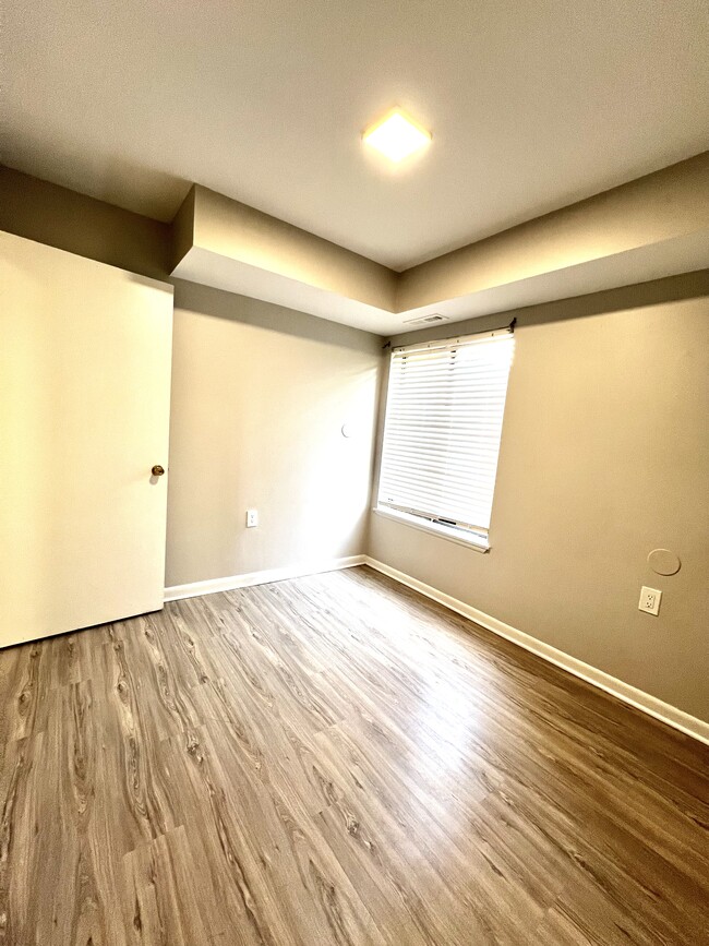 Building Photo - 10528 Cross Fox Ln