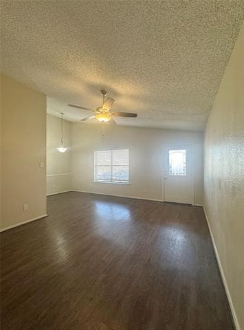 Building Photo - 1114 Suburban St