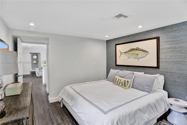 Building Photo - 462 Glenridge Rd