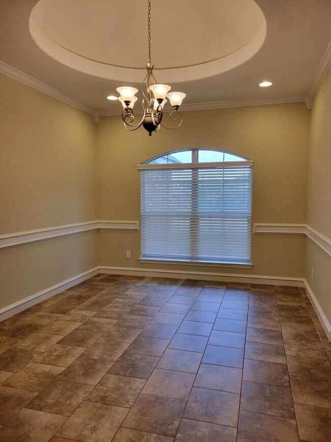 Building Photo - 2501 Leatherwood Dr