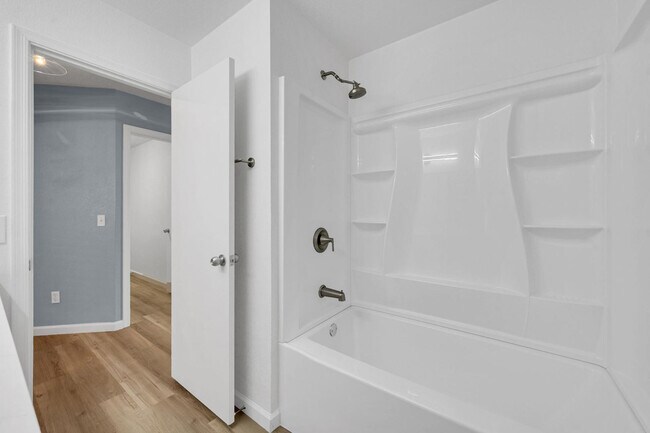 Building Photo - 1125 E Milada Dr