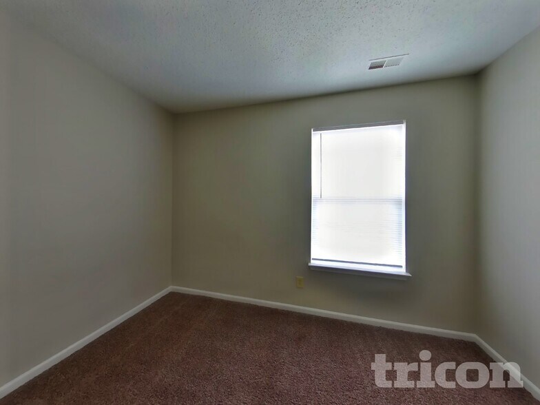 Building Photo - 7589 Wheatgrass Ln