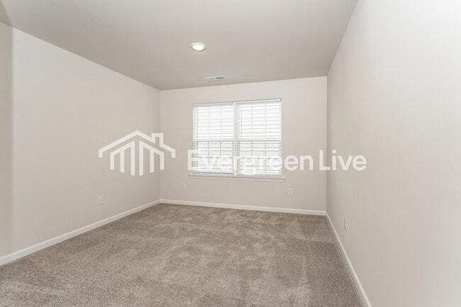 Building Photo - 829 Pear Blossom Ct