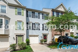 Building Photo - 806 Emory Ct