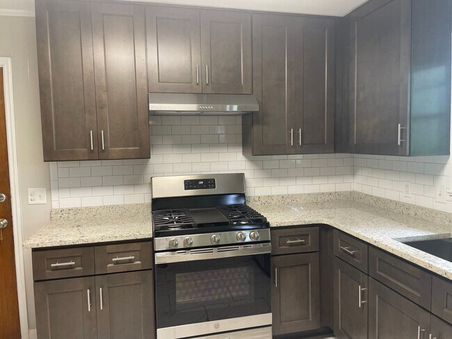 Building Photo - 3785 Pop Stone Cir