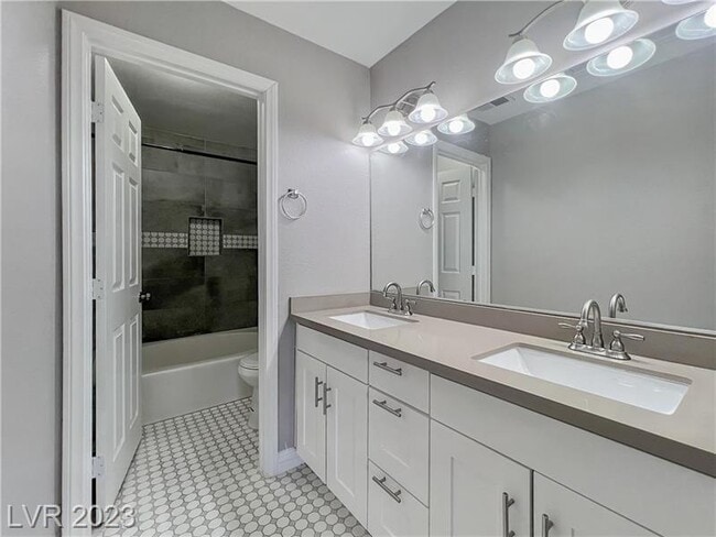 Building Photo - 2760 Lodestone Dr
