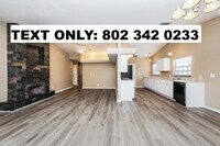 Building Photo - 2471 Wellington Dr