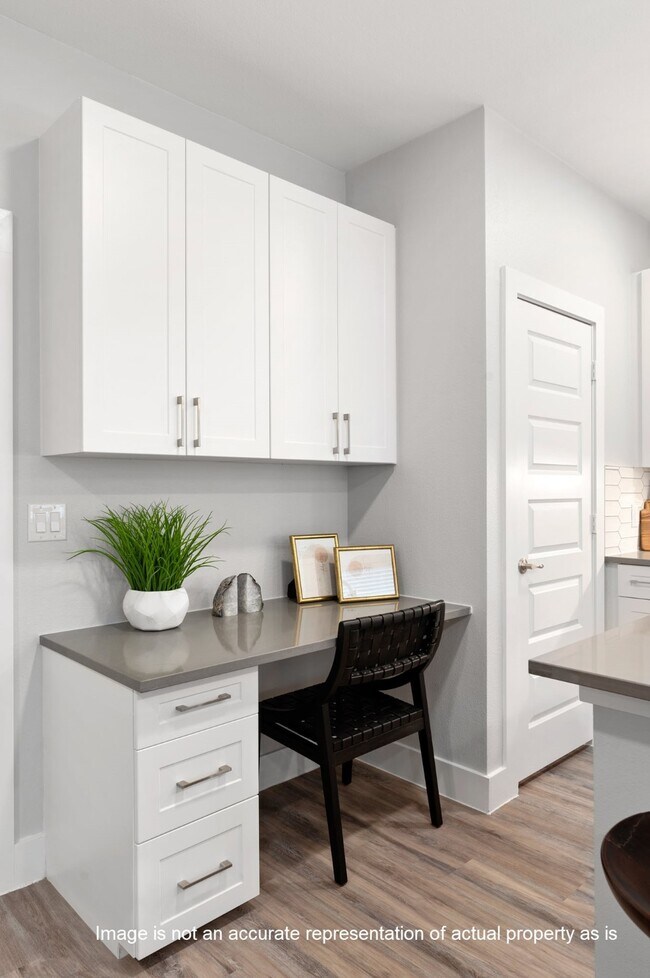 Building Photo - 28328 Birnham Woods Dr