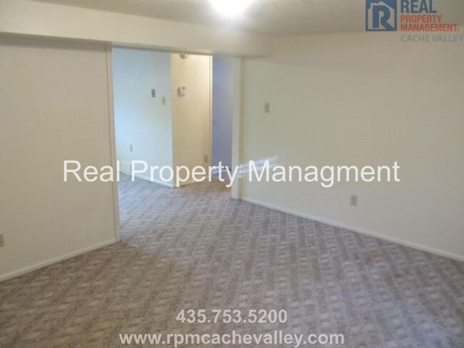 Building Photo - 179-181 N 300 W