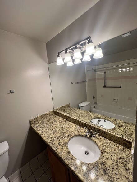 Building Photo - 5760 Abbey Dr