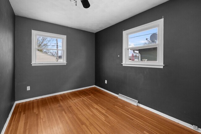 Building Photo - 1815 Cody St