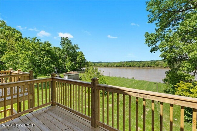 Building Photo - 1018 S 47th St