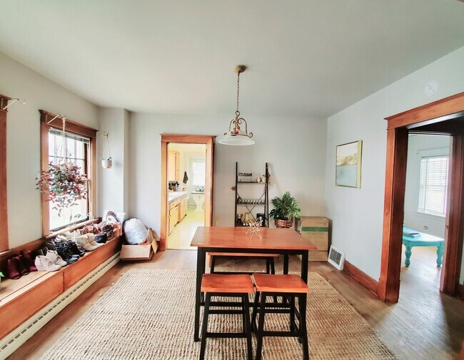 106 Sawyer Ave 106 Sawyer Ave La Grange IL 60525 Apartment Finder