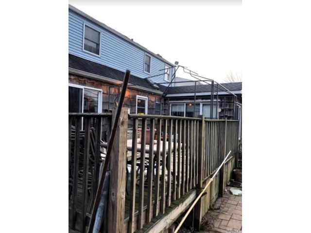 Building Photo - 111 N Manhattan Ave