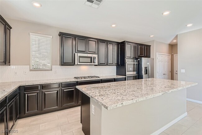 Building Photo - 12397 Harbor Isle Ave