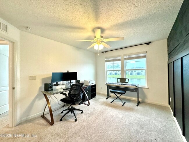 Building Photo - 12665 Josslyn Ln