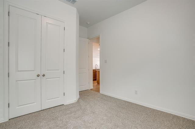 Building Photo - 909 Schuberts Rd
