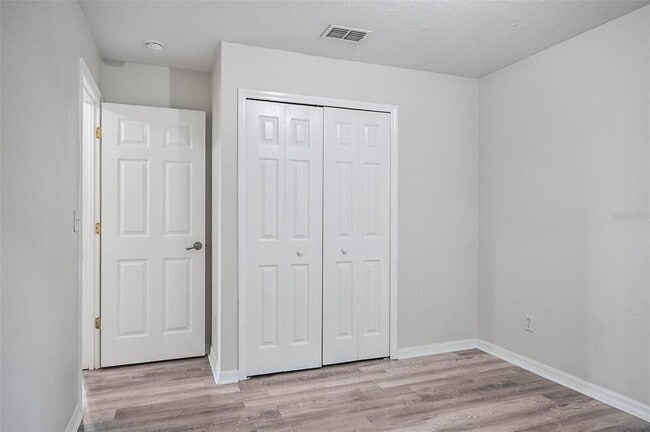 Building Photo - 120 Coral Reef Ct N