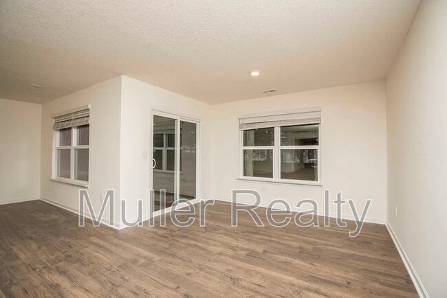 Building Photo - 7452 Game Bird St