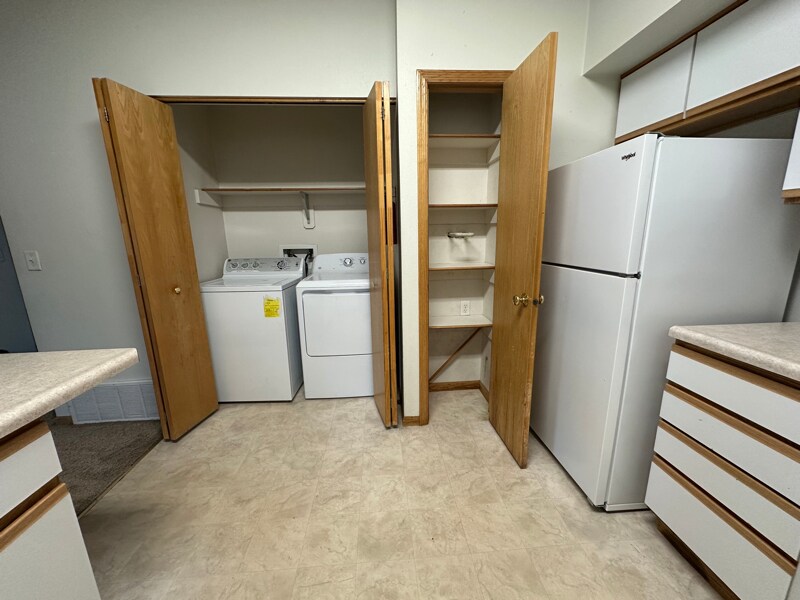 Building Photo - 2888 Coral Ct