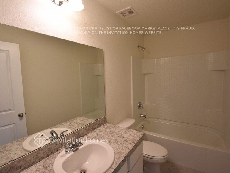 Building Photo - 2344 Litchfield Lp