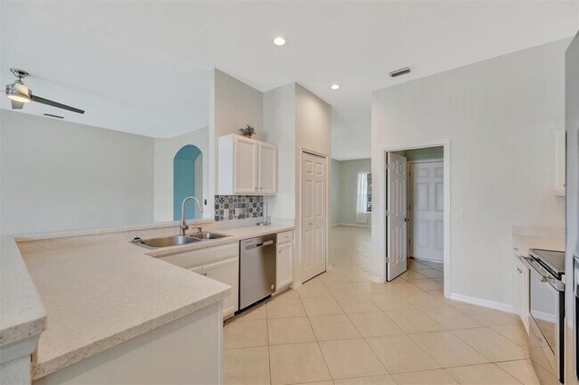 Building Photo - 4802 Bookelia Cir