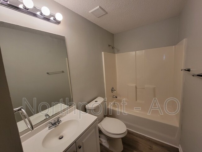 Building Photo - 2730 Sand Lake Ct