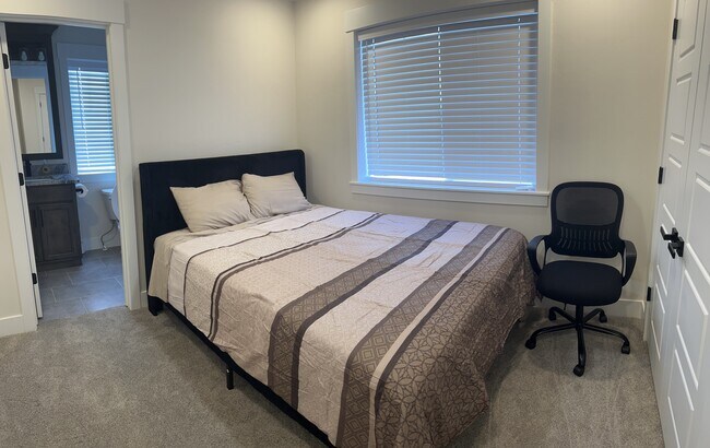 Primary Photo - 184 Galena Smt Dr