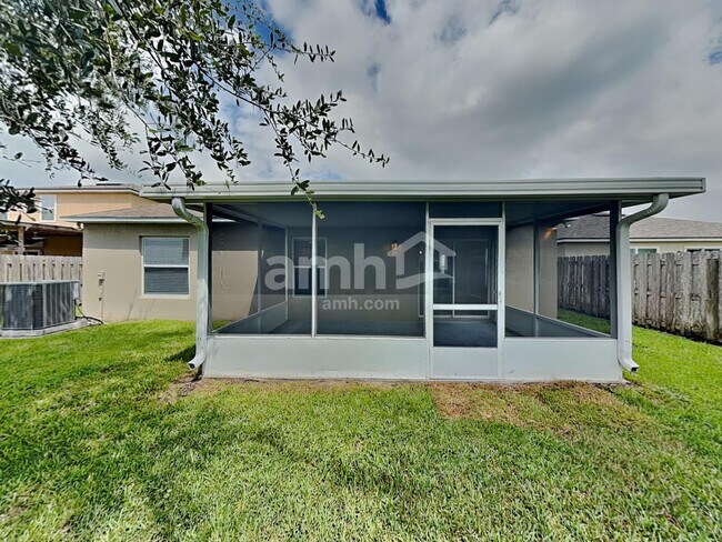 Building Photo - 65074 Lagoon Forest Dr