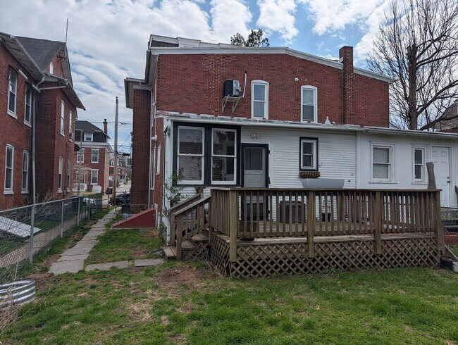 Building Photo - 157 Washington Ave