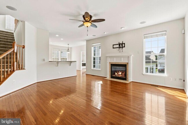 Building Photo - 2440 Five Fathom Cir