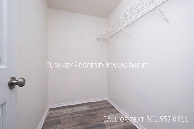 Building Photo - 4523 W 21st St