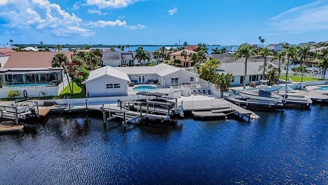 Building Photo - 5021 Porpoise Pl